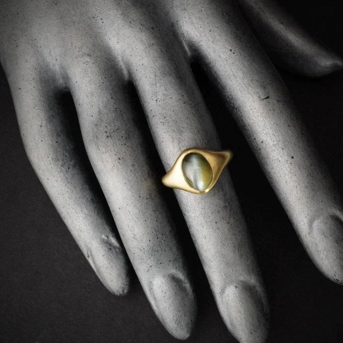 cat's eye chrysoberyl